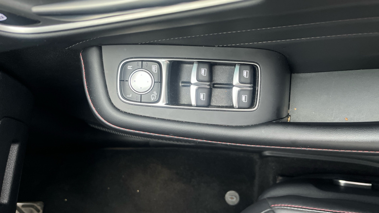 MG HS 1.5 T-GDI PHEV Trophy 5dr Auto Hatchback